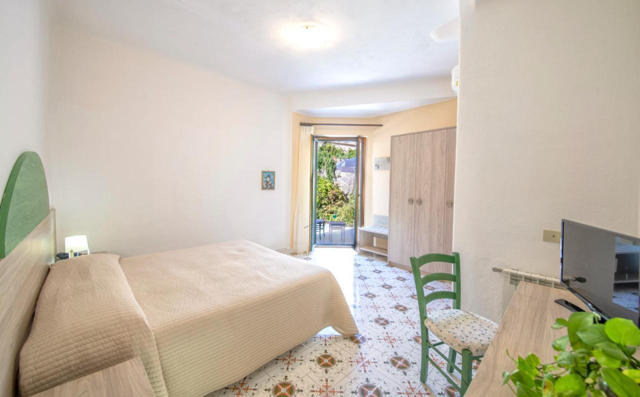 Hotel Zaro Lacco Ameno  Buitenkant foto