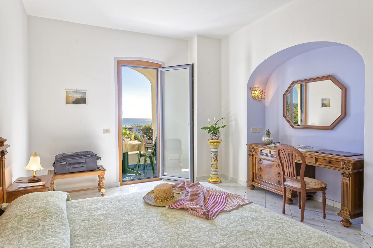 Hotel Zaro Lacco Ameno  Buitenkant foto