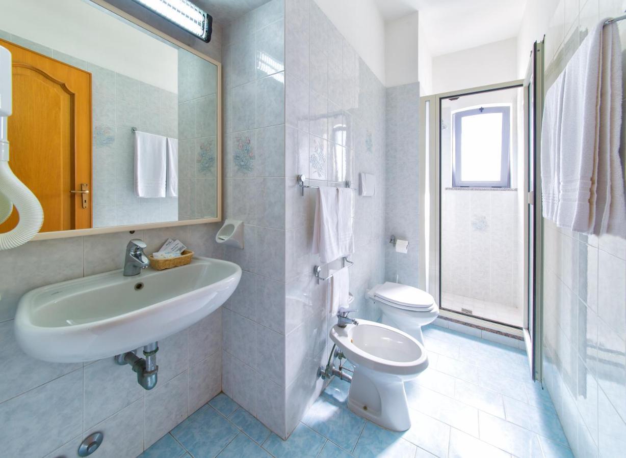 Hotel Zaro Lacco Ameno  Buitenkant foto